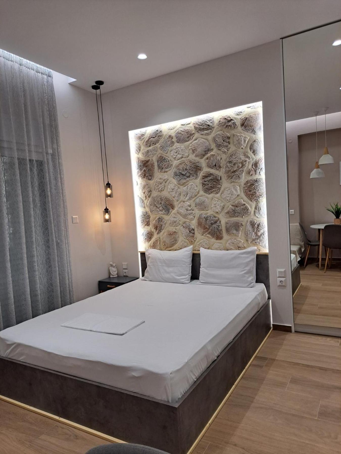 Eclectic Studio With Stone Volos Exterior photo